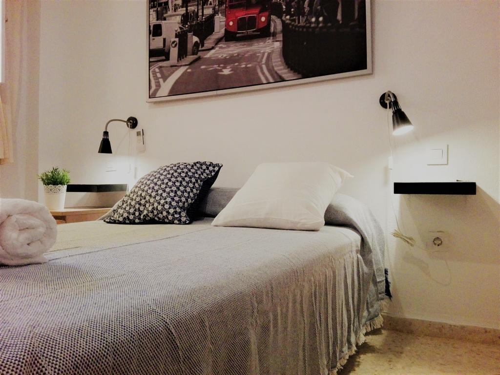 Duplex En Corral De Vecinos San Bernardo Apartman Sevilla Kültér fotó